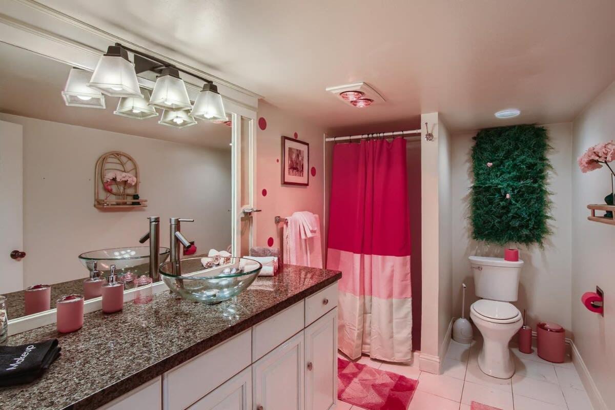 Barbie'S Dream Apt In The City Sacramento Buitenkant foto