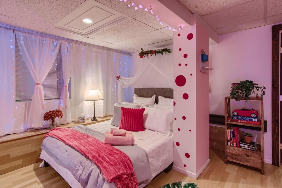 Barbie'S Dream Apt In The City Sacramento Buitenkant foto
